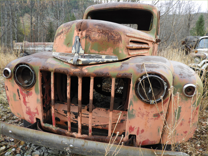 Old Vehicles in the Boundary