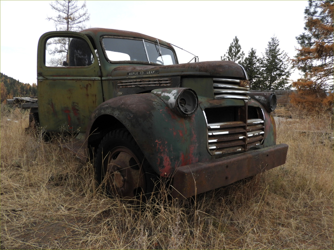 Old Vehicles in the Boundary