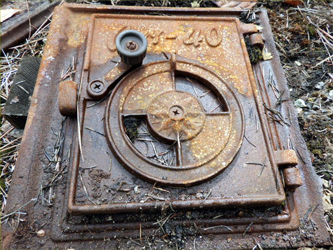 Old woodstove, Anaconda 