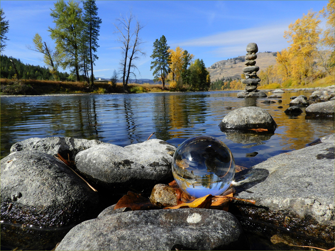 Balanced Stones, Midway B.C.