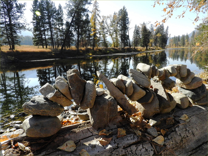 Balanced Stones, Midway B.C.