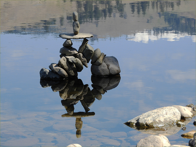 Balanced Stones, Midway B.C.