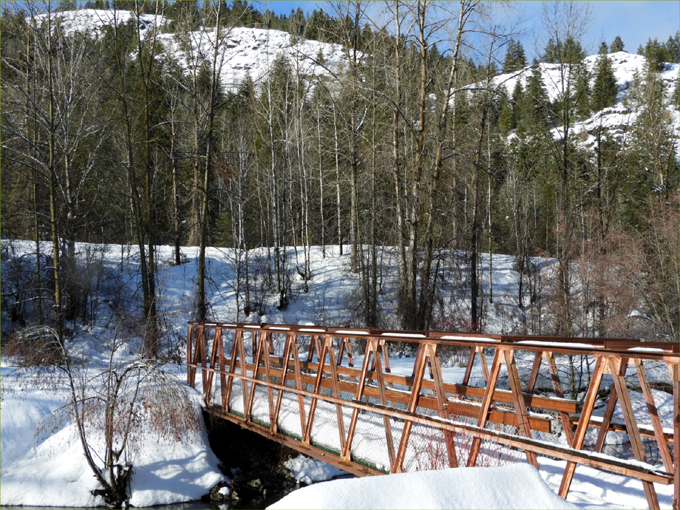 Orange Bridge, Greenwood